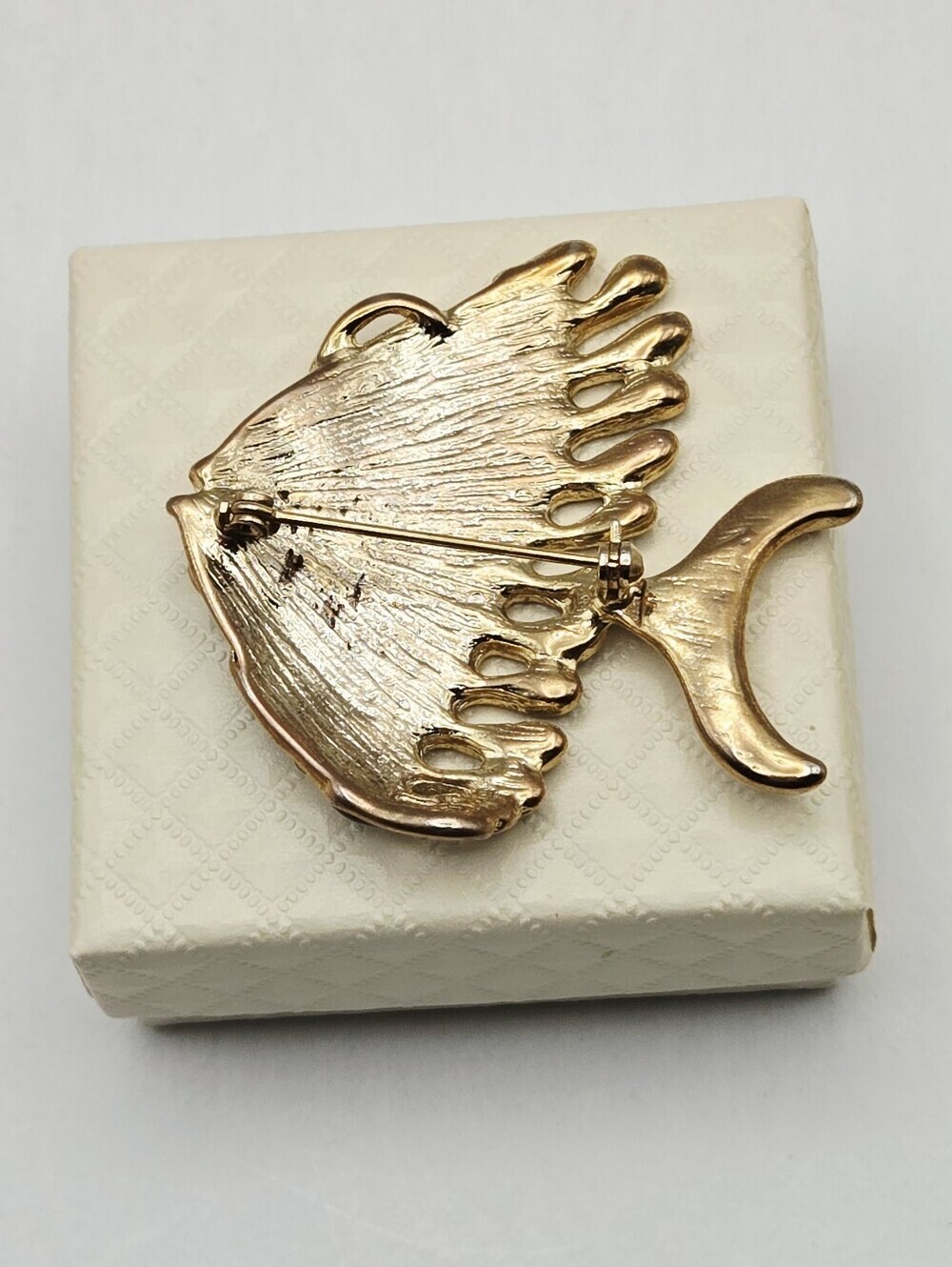 Vintage Gold Tone Black Enamel Angel Fish Brooch with Crystal Accents - Picture 11 of 16